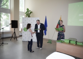 0005_ems_diplomai_20190628-37-of-95_1561805116-ae5ca6268df5111cbda3156205ed5d5b.JPG