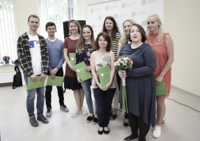 0012_ems_diplomai_20190628-85-of-95_1561805156-b9fe28300b9a8683a531452e8e6f667e.JPG